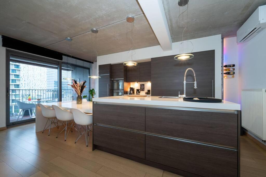アントウェルペンLondon 993 Loft 402アパートメント エクステリア 写真